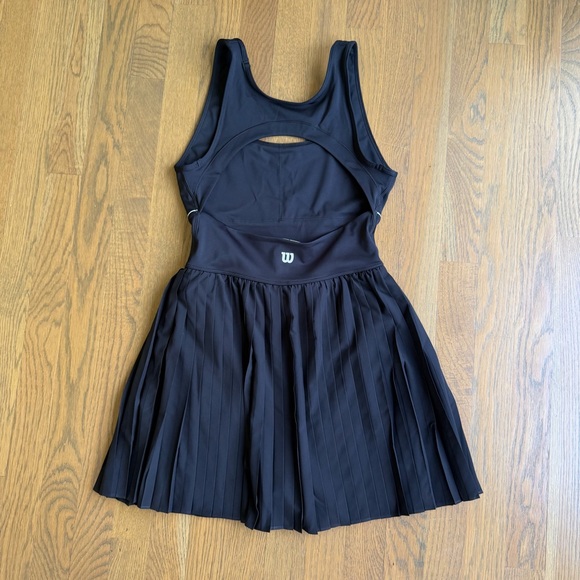 Wilson Sportif Tennis Dress Black sz Small Lined Pleated Skirt Open Back - Picture 7 of 16
